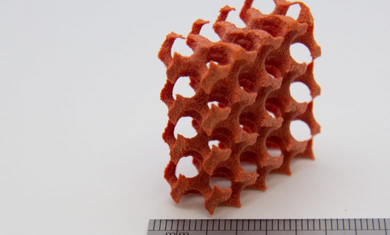 Researchers from the University of Nottingham have developed a new plastic coating that improves the functionality of PA-12 3D printed parts.
