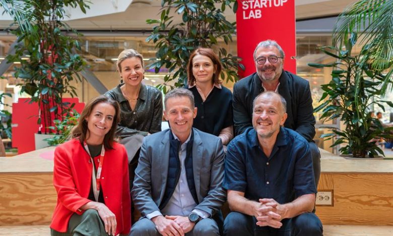 Elkem partners with Startuplab to drive green technology innovation and accelerate development of cutting-edge technologies like 3D printing.