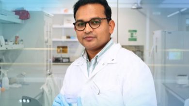 Researchers 3D print hydrogels to mimic human tissue. The team has created microgels with controlled internal architectures.