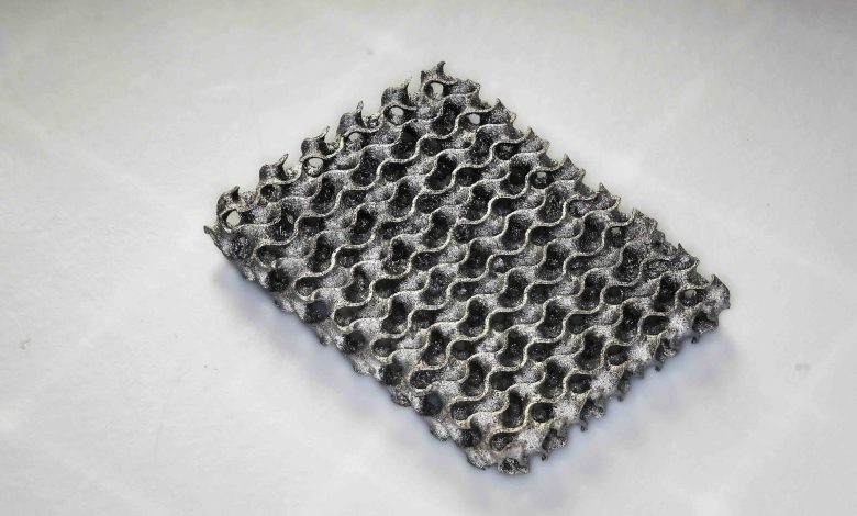 EPFL researchers 3D print ultra-strong materials - infusing a ‘blank’ hydrogel with metal salts, before chemically converting them.