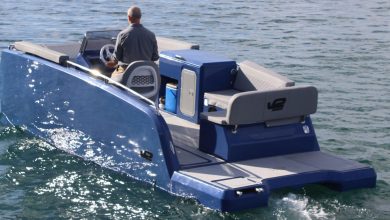 Caracol and V2 Group collaborate on 6-meter monolithic catamaran 3D print