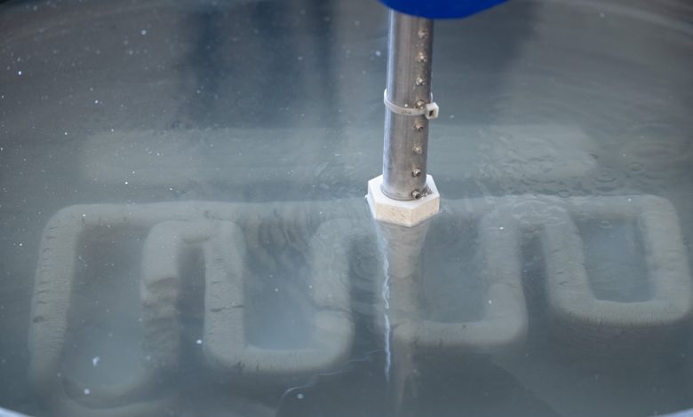 Cornell team advances underwater 3D printing of concrete project