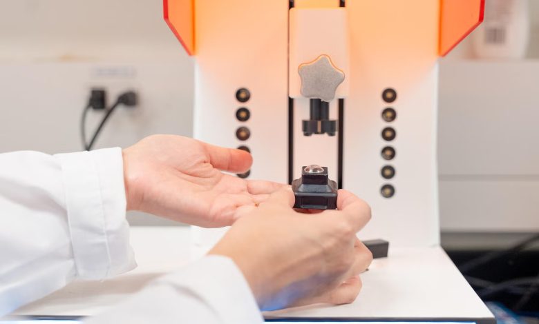 University of Waterloo researchers 3D print contact lenses in 20 minutes